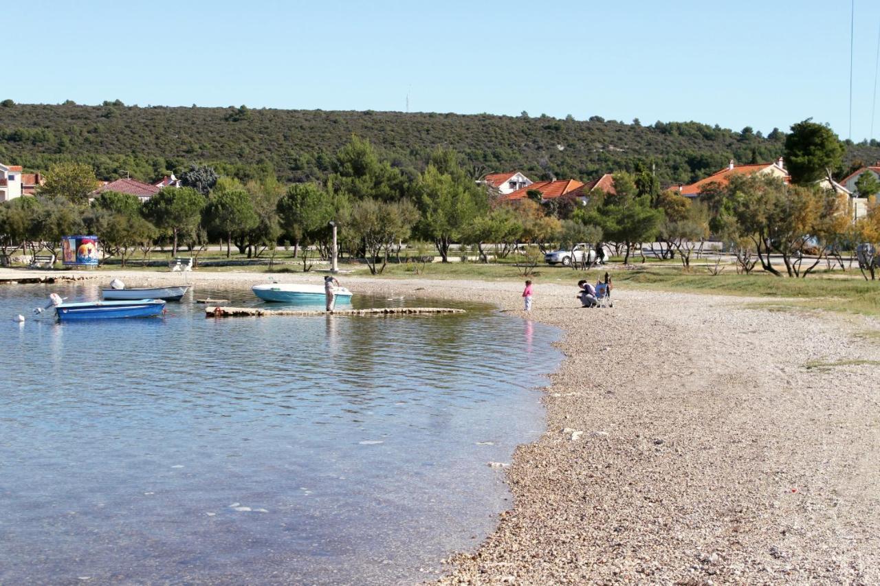 Apartments With A Parking Space Sukosan, Zadar - 14681 المظهر الخارجي الصورة